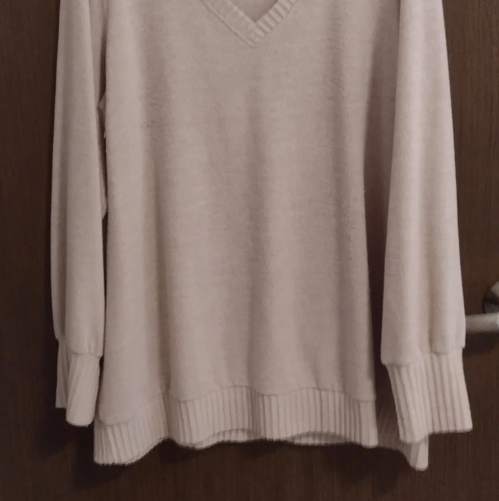 Torrid - Picture 2 of 4